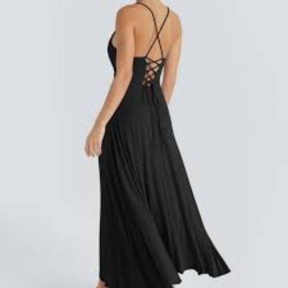 HALARA Dresses & Skirts - 50-NWT HALARA LACE UP MAXI DRESS WITH SIDE SLIT